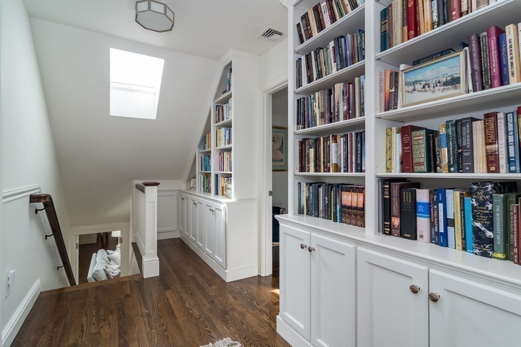 7 Appian Drive