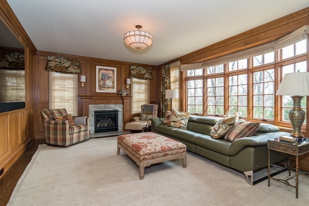 7 Appian Drive