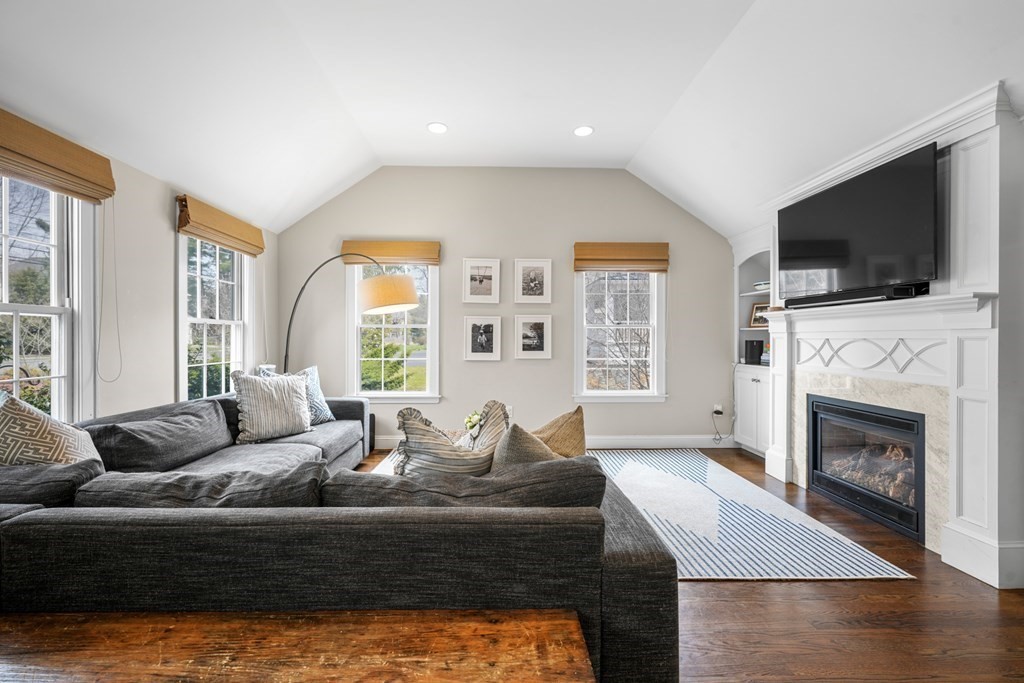 19 Elmwood Road