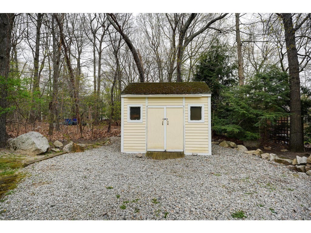 11 Yankee Lane