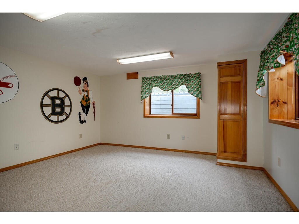 11 Yankee Lane