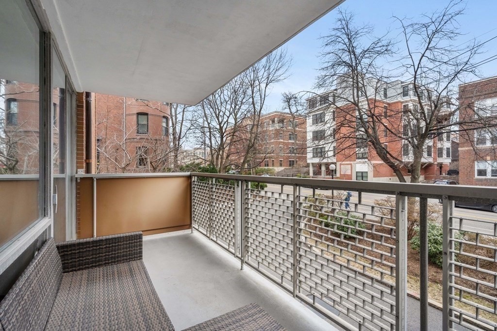 45 Longwood Avenue # 208
