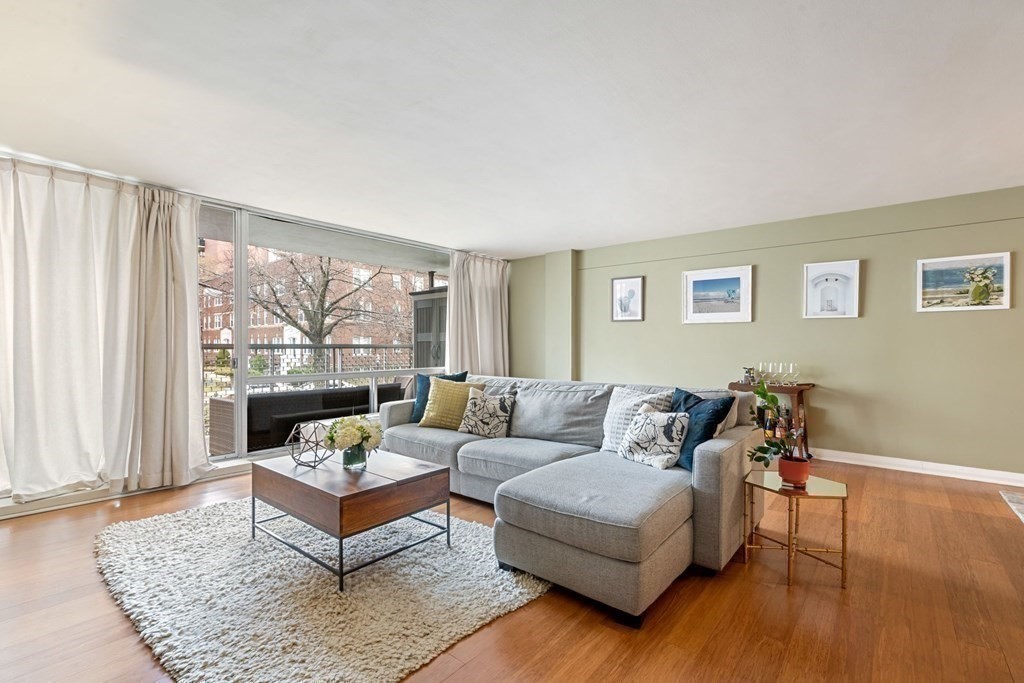 45 Longwood Avenue # 208