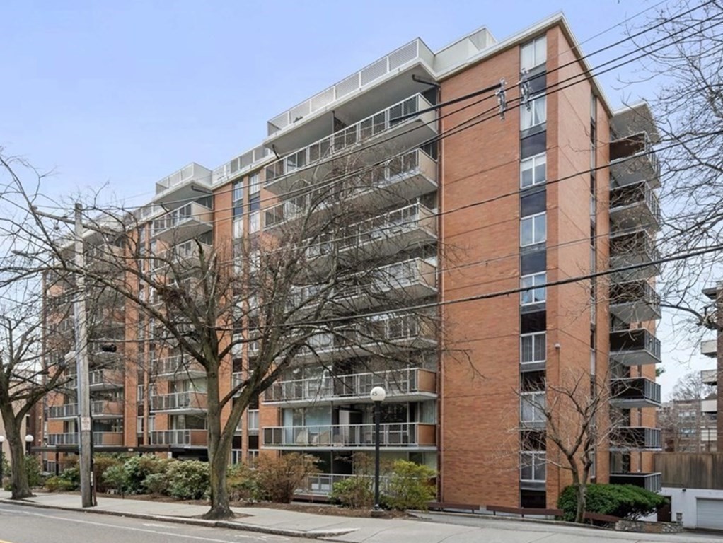 45 Longwood Avenue # 208