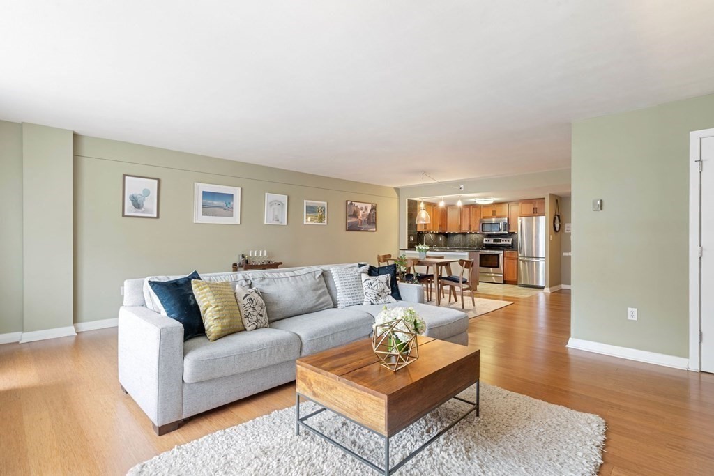 45 Longwood Avenue # 208