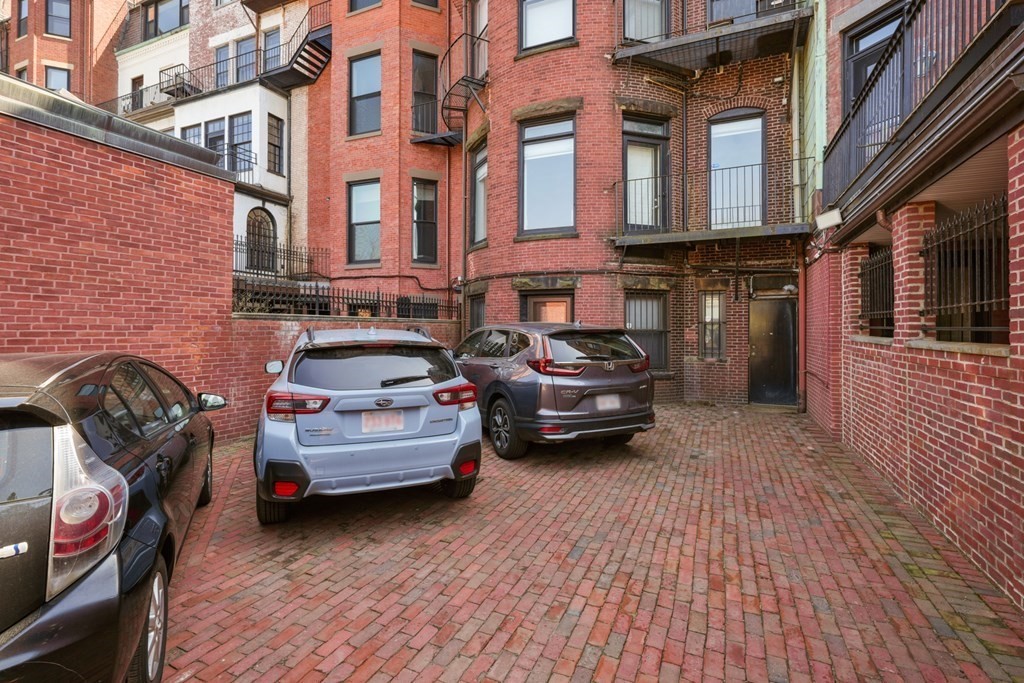 346 Beacon Street # 7