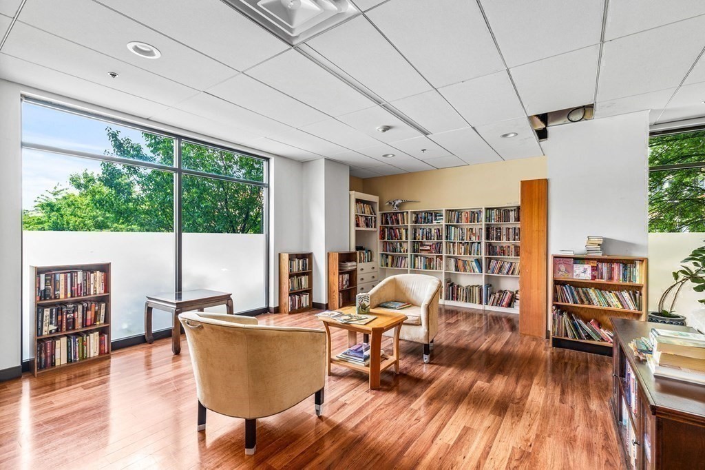 60 Longwood Avenue # 1007
