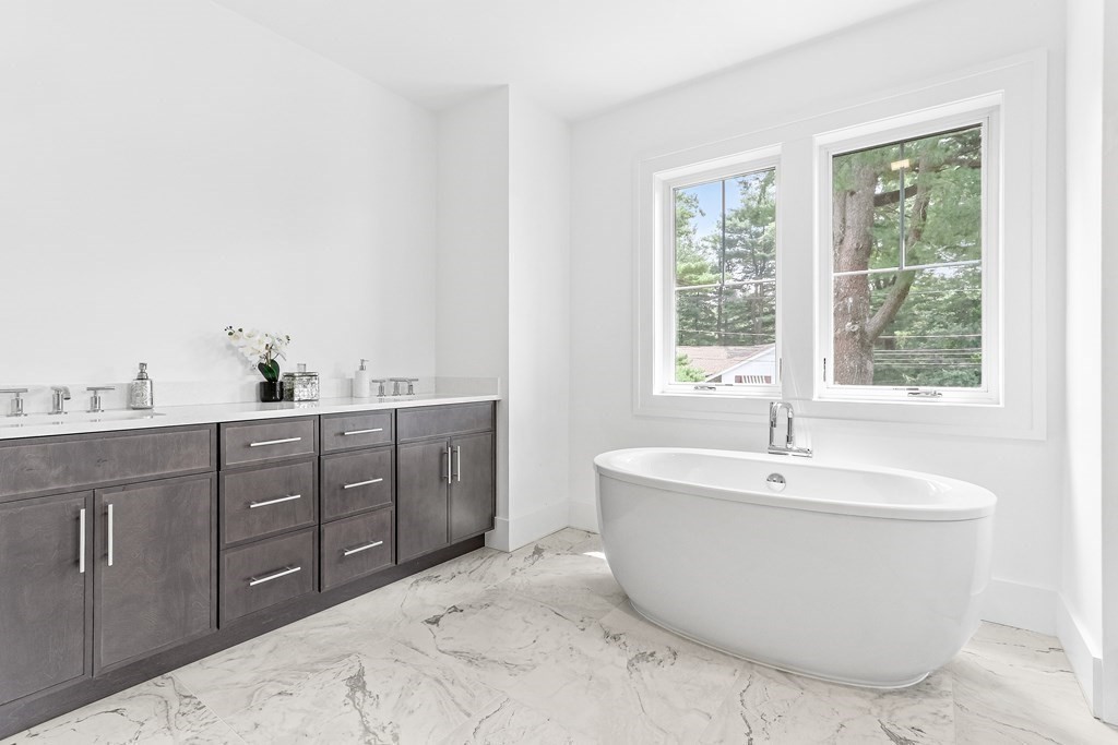171 Elmwood Road