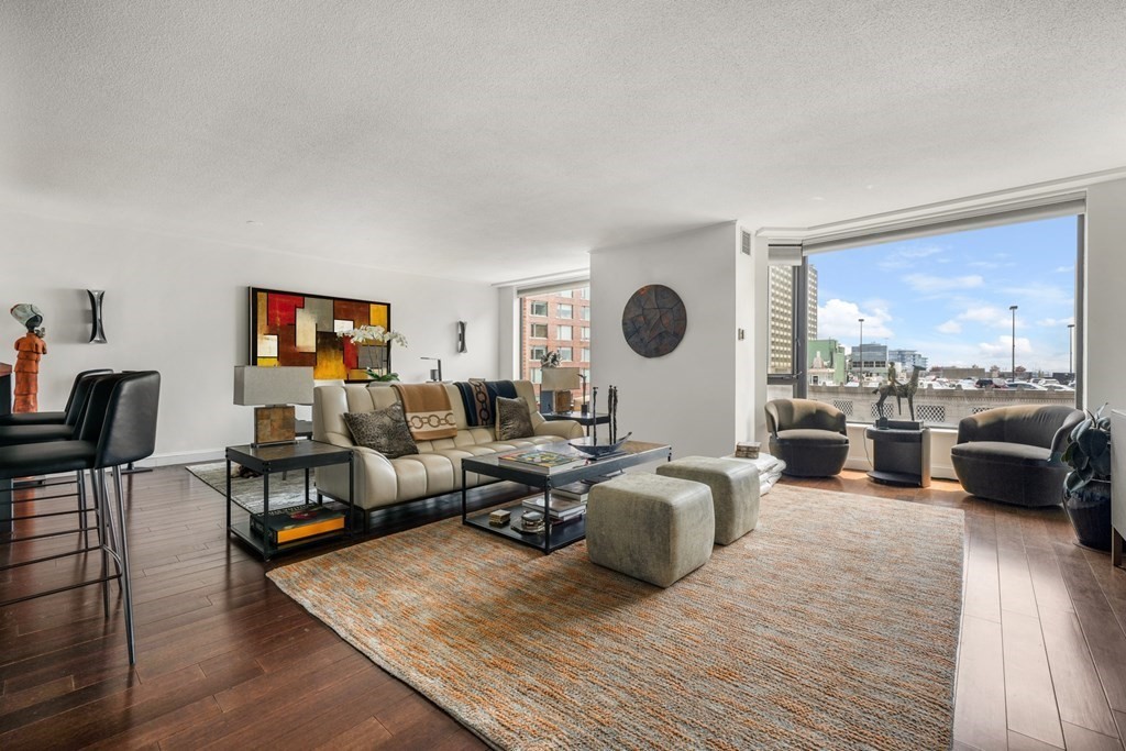 220 Boylston Street # 1012