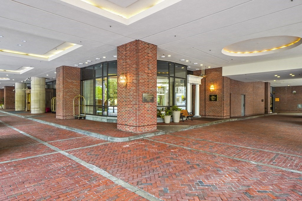 220 Boylston Street # 1012