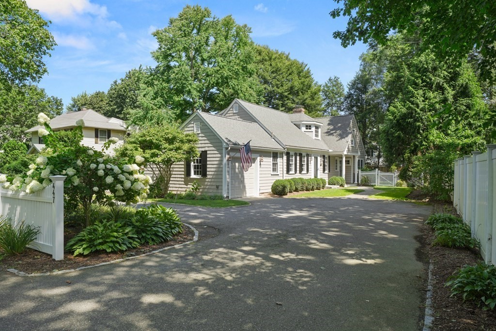 447 Weston Road