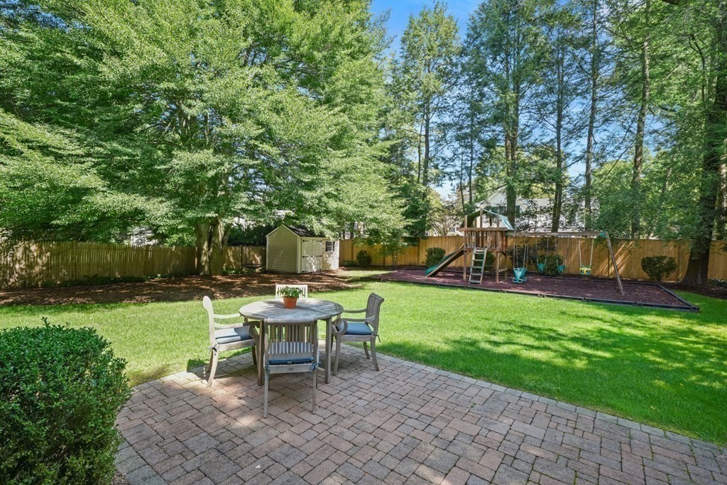447 Weston Road