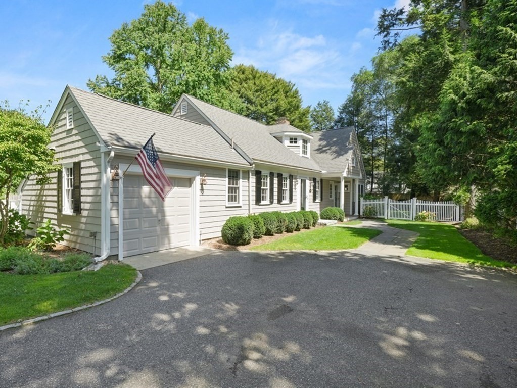 447 Weston Road