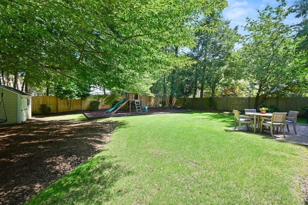 447 Weston Road