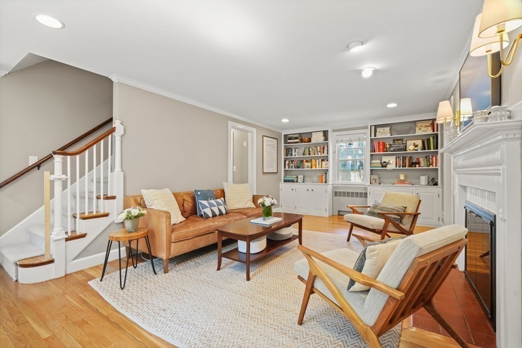 447 Weston Road