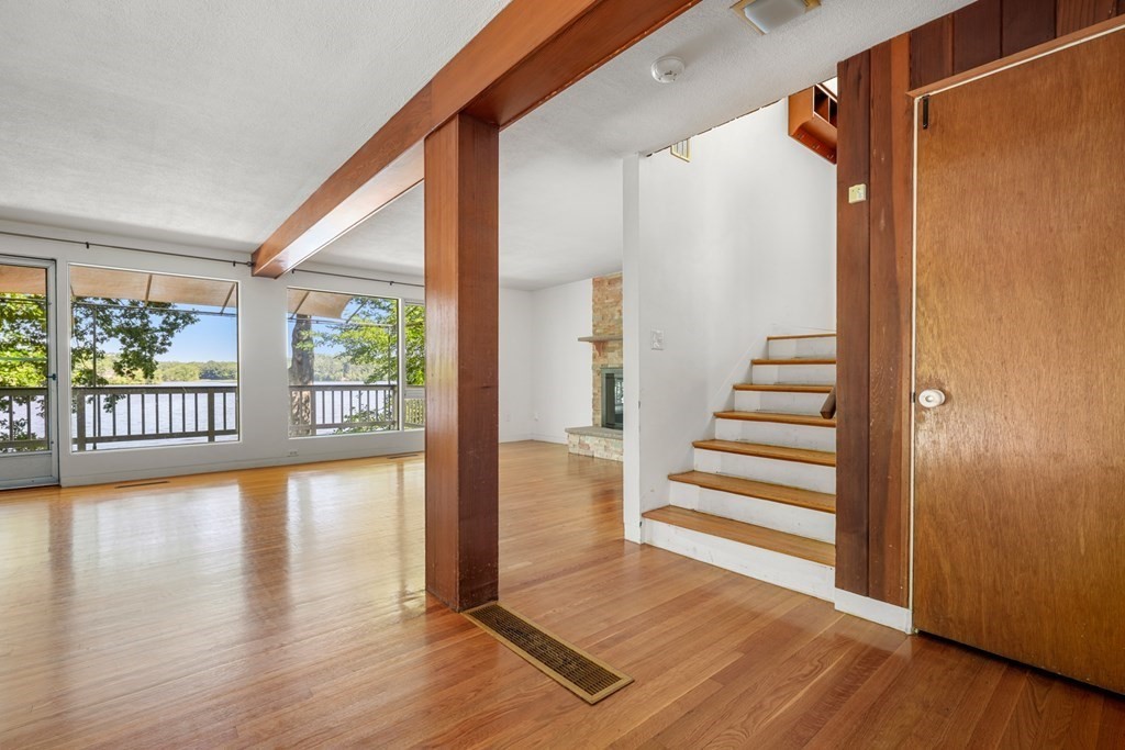 7 Bacon Street