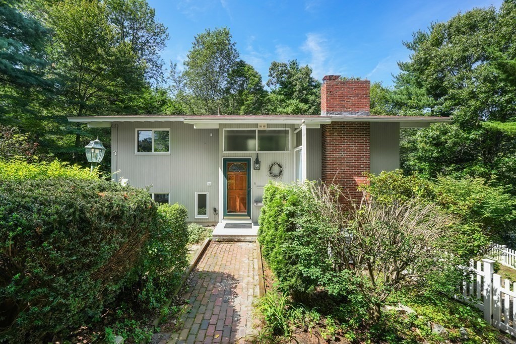 7 Bacon Street