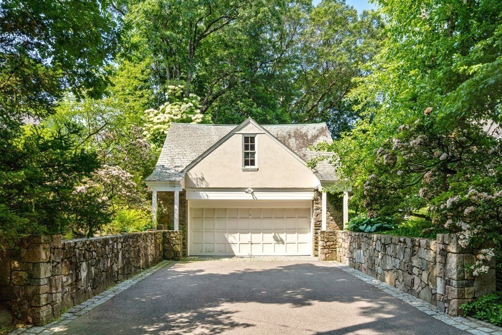 34 Bradford Road