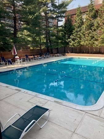 60 Longwood Avenue # 908