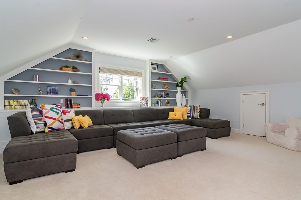 7 Ingersoll Road