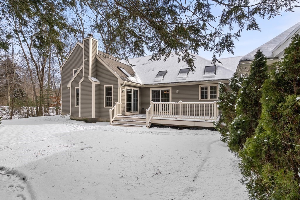 10 Algonquian Drive