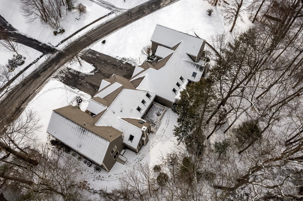 10 Algonquian Drive