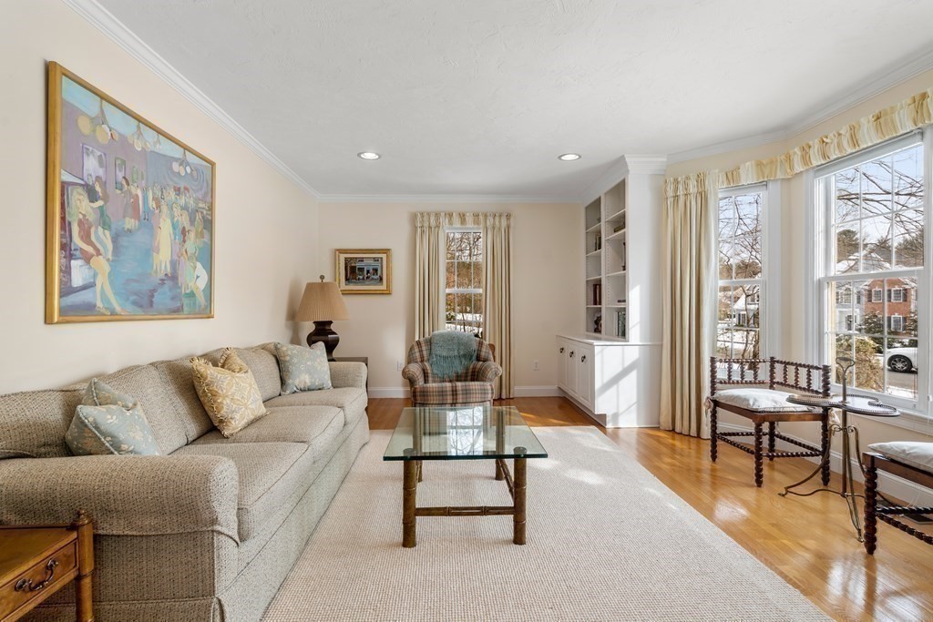 10 Algonquian Drive