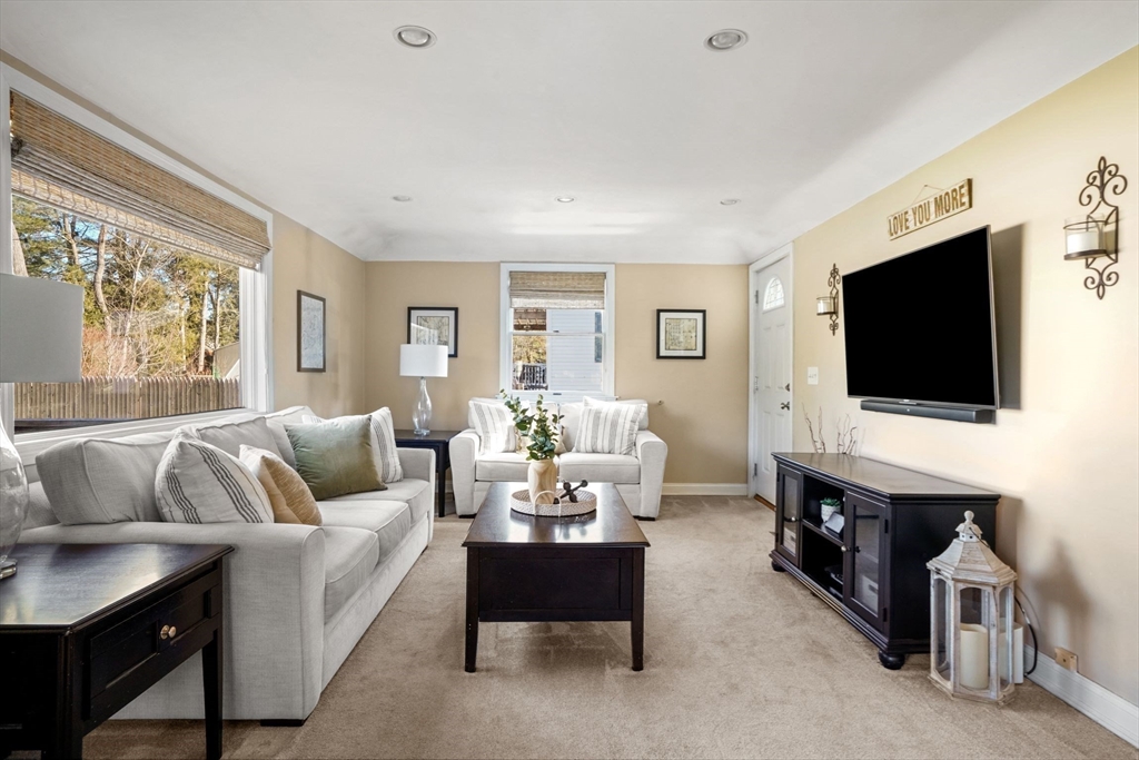 10 Audrea Road