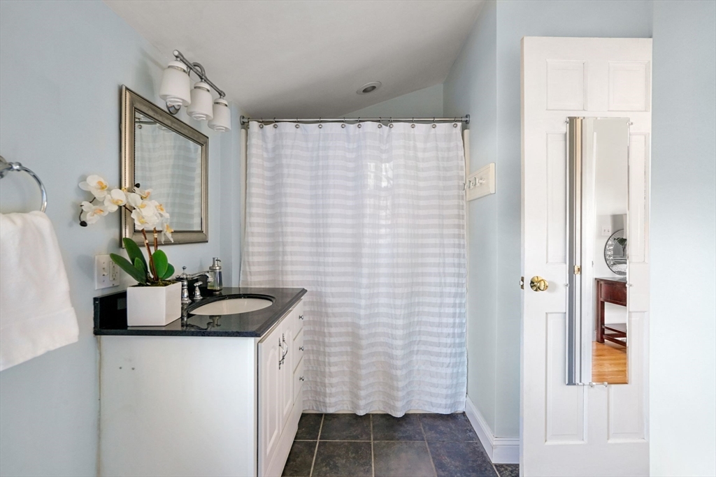 10 Audrea Road