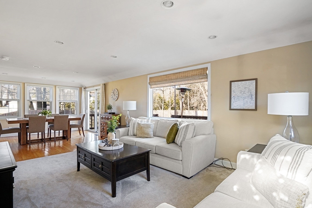 10 Audrea Road