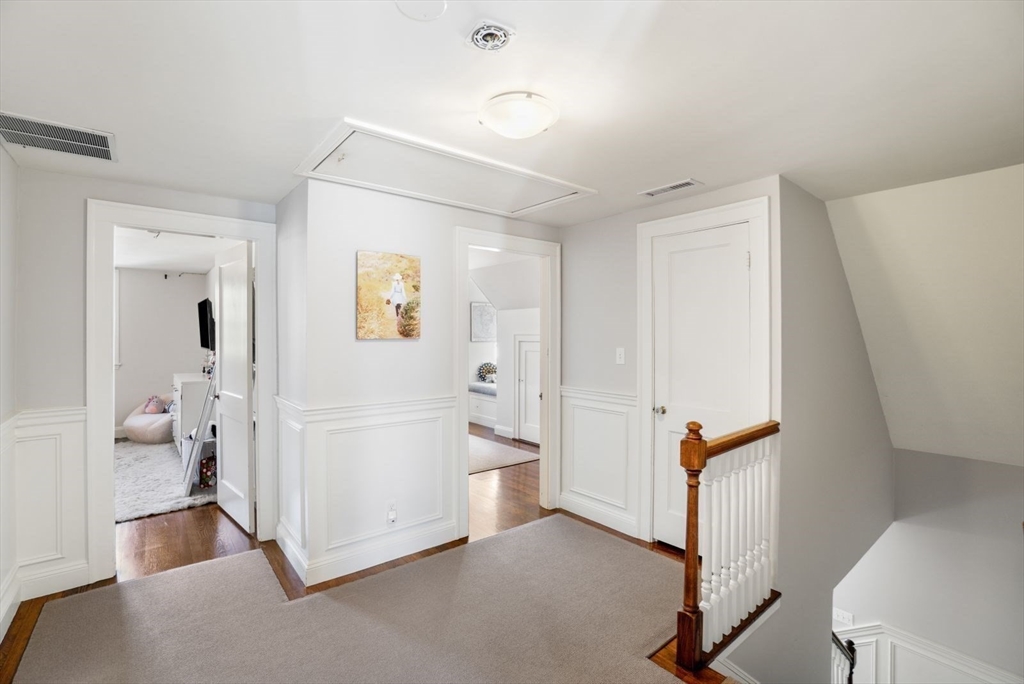 4 High Ledge Avenue