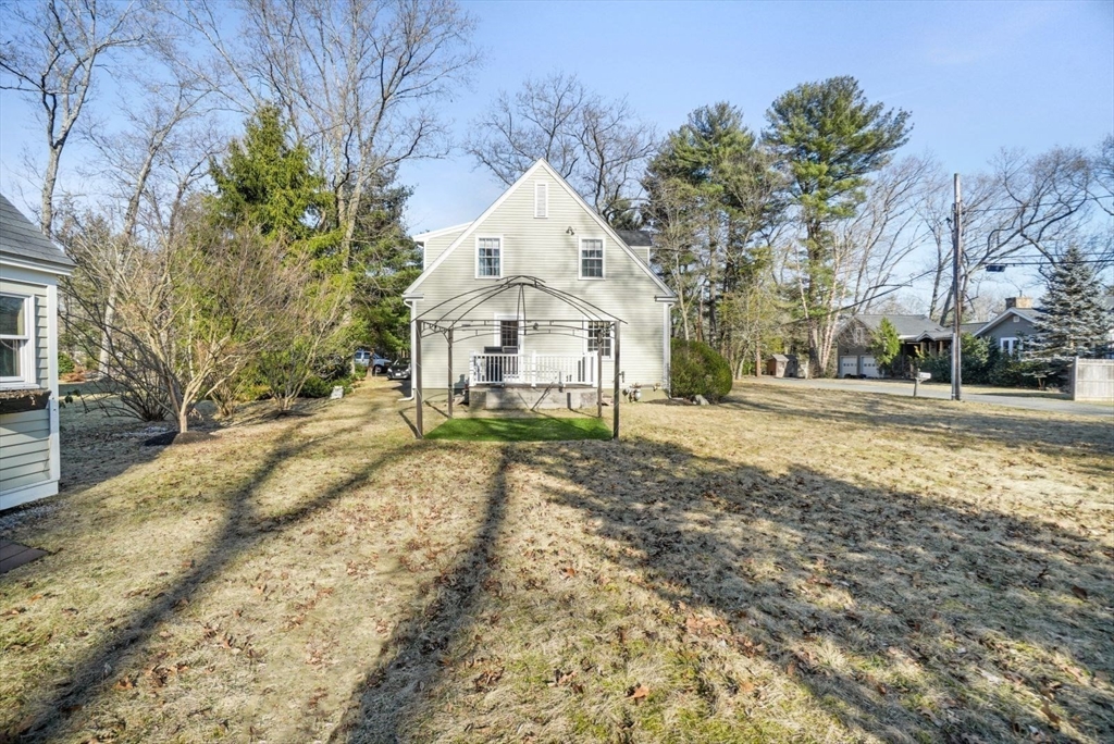 4 High Ledge Avenue