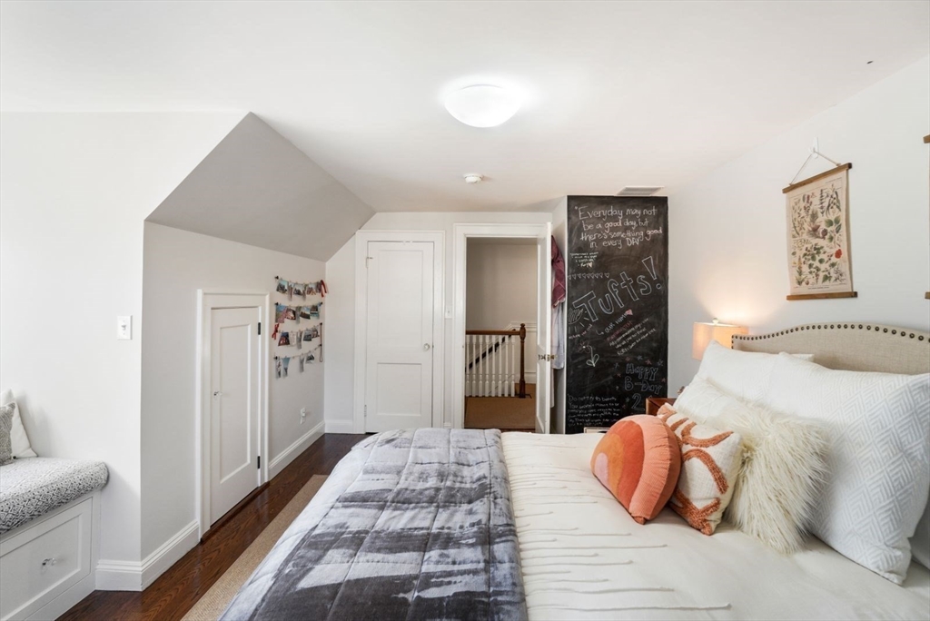 4 High Ledge Avenue