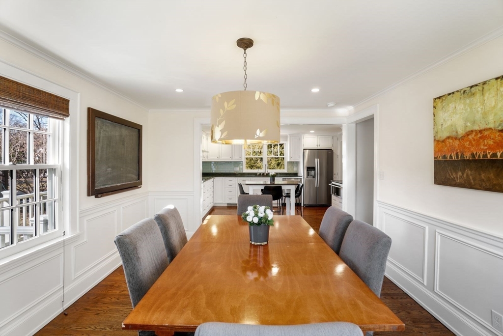 4 High Ledge Avenue