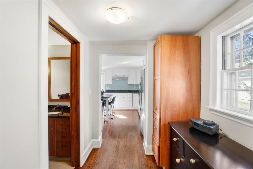 4 High Ledge Avenue