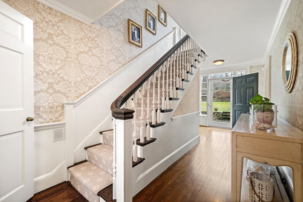17 Ravine Road