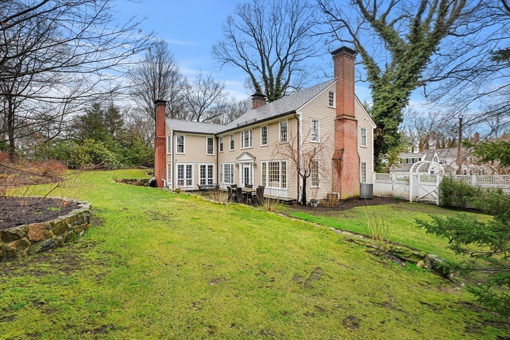 17 Ravine Road