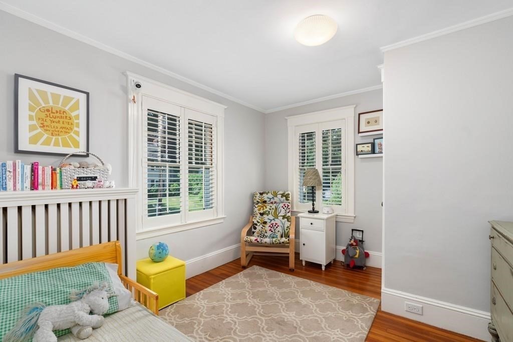 23 Glen Road