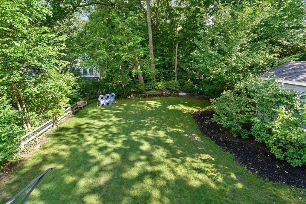 23 Glen Road