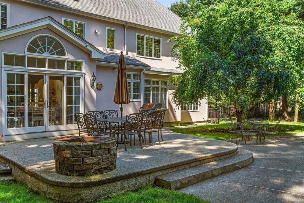 5 Andrea Drive