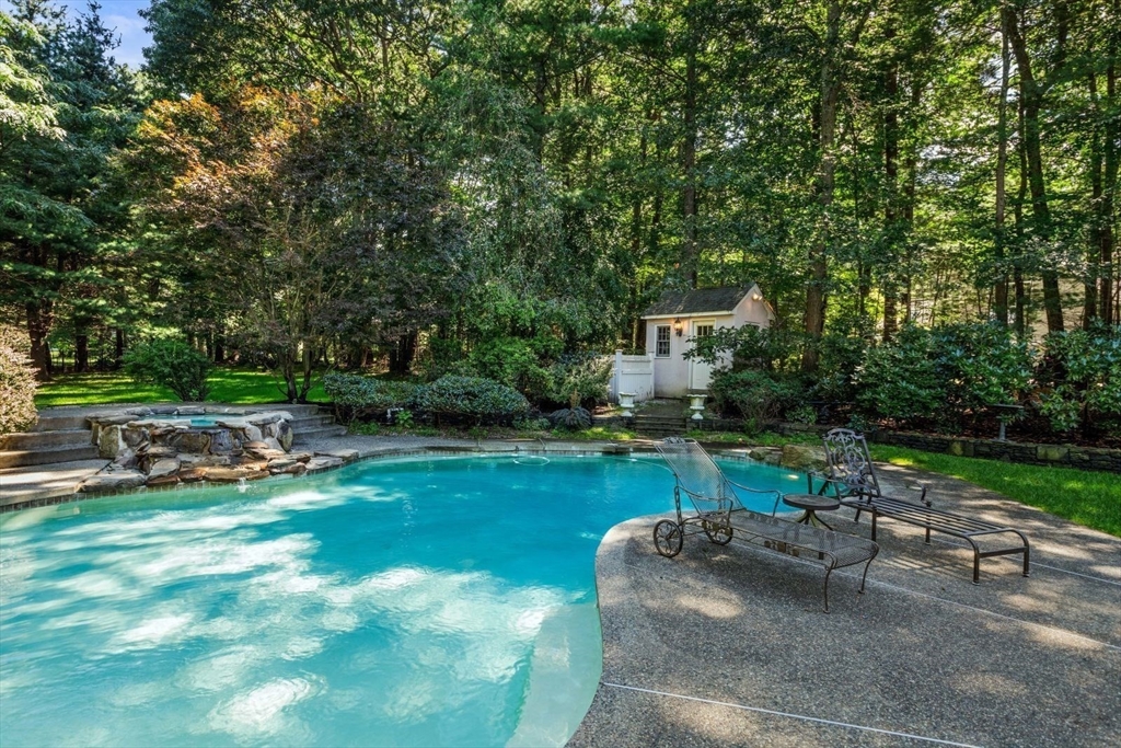 5 Andrea Drive