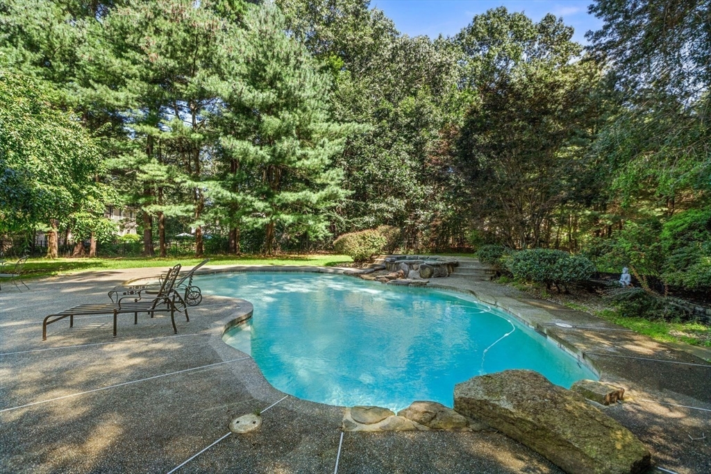 5 Andrea Drive