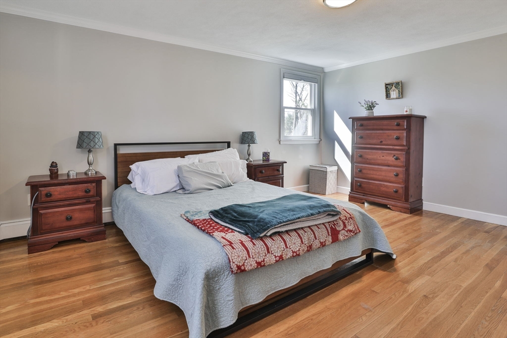 46 Crestwood Drive