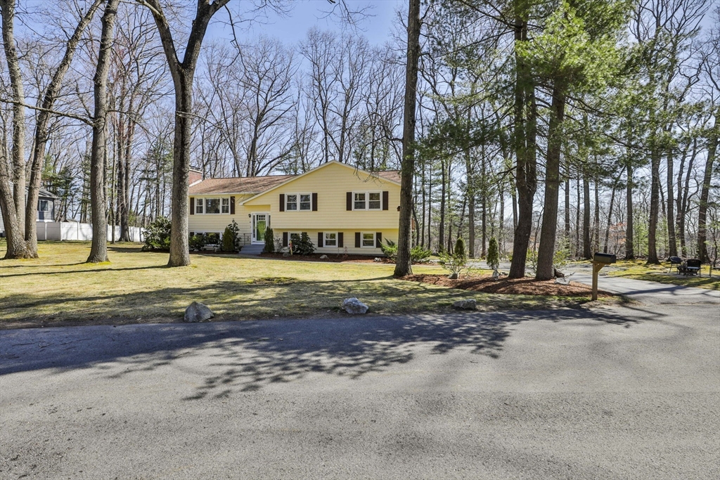 46 Crestwood Drive
