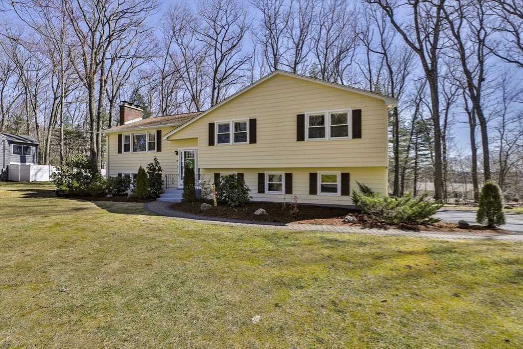 46 Crestwood Drive