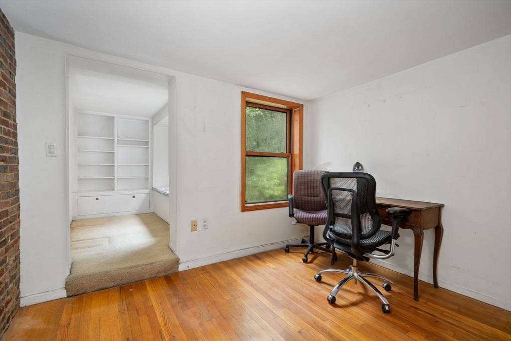 51 Mt Vernon Street # 1A