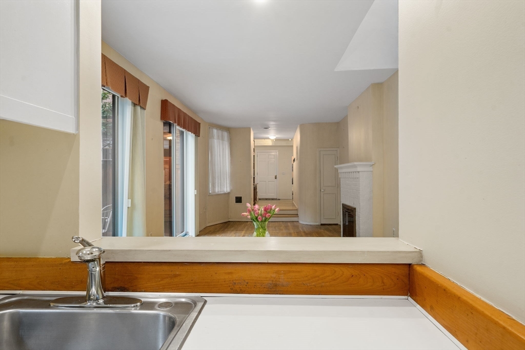 51 Mt Vernon Street # 1A