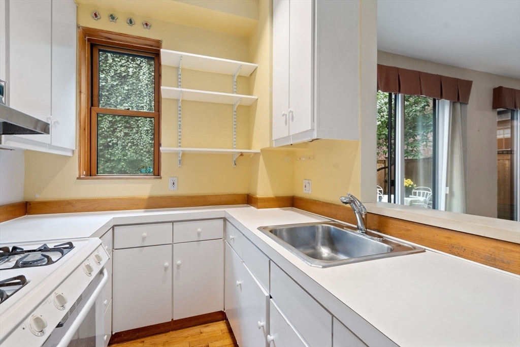51 Mt Vernon Street # 1A