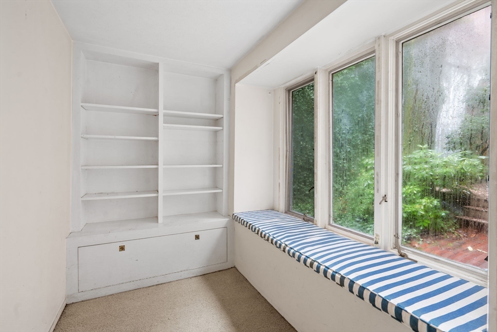 51 Mt Vernon Street # 1A