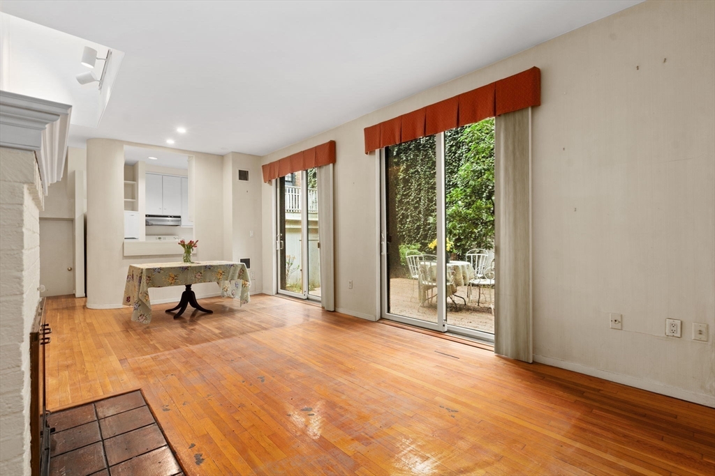 51 Mt Vernon Street # 1A